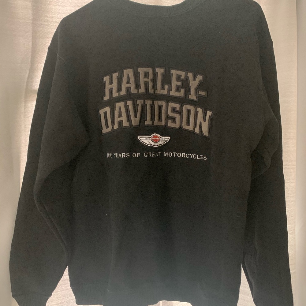 Size Medium Harley crew neck